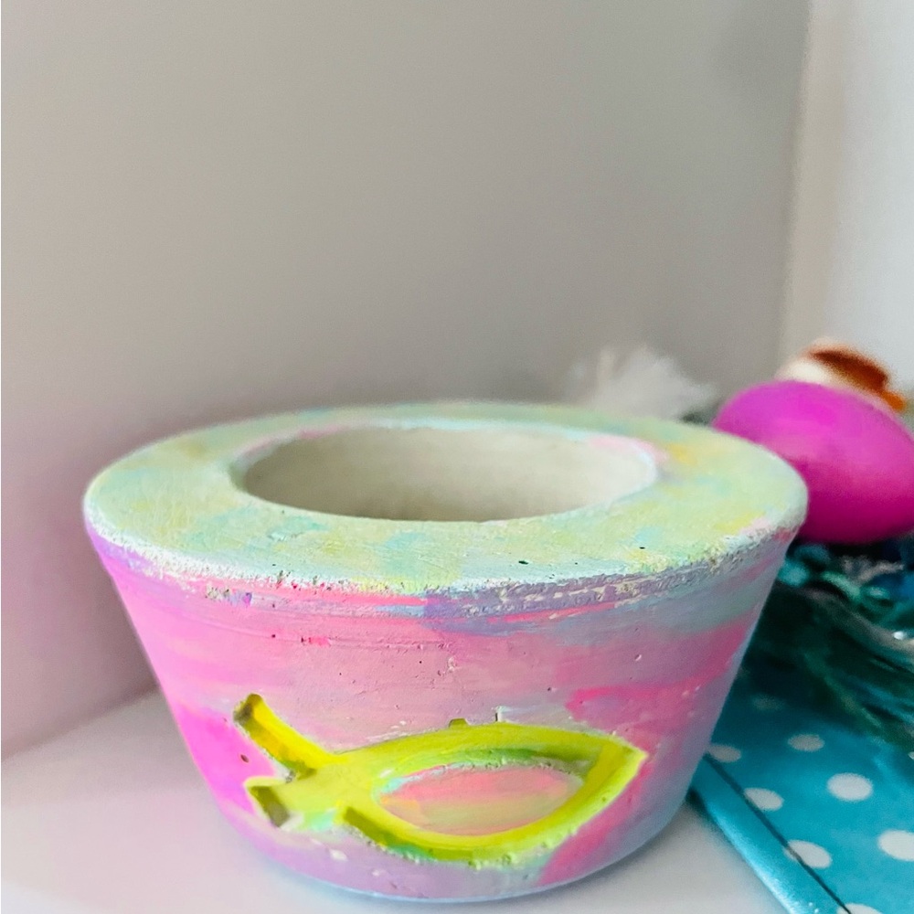 🎉HP🎉Colorful Handmade Candle Holder